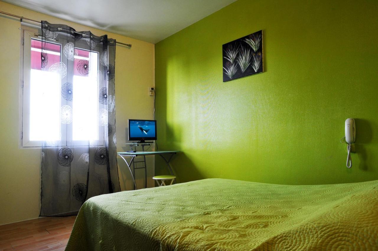 Hotel Les Rosiers Ла Рошел Екстериор снимка
